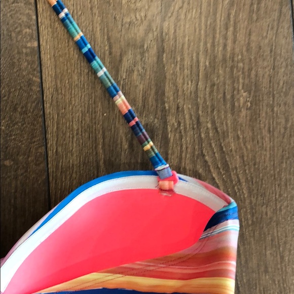 NWT Ripzone Multistriped Bandeau Swim Top Size M - Picture 4 of 5